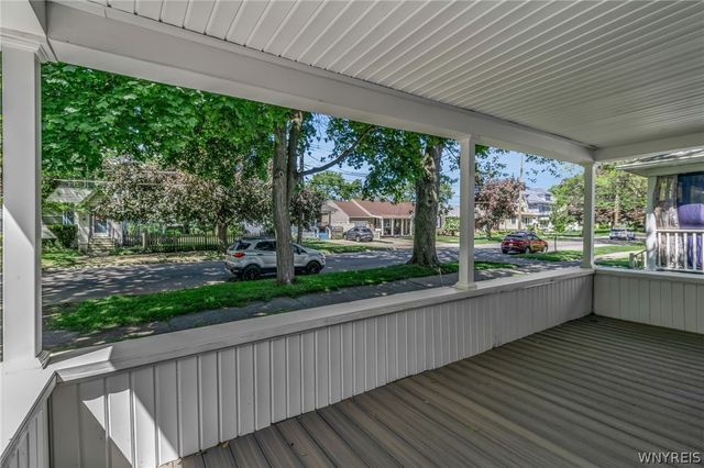 227 Wheatfield St, North Tonawanda, NY 14120