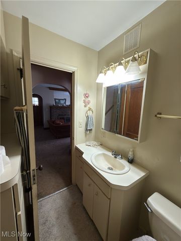 792 State Route 303, Streetsboro, OH 44241