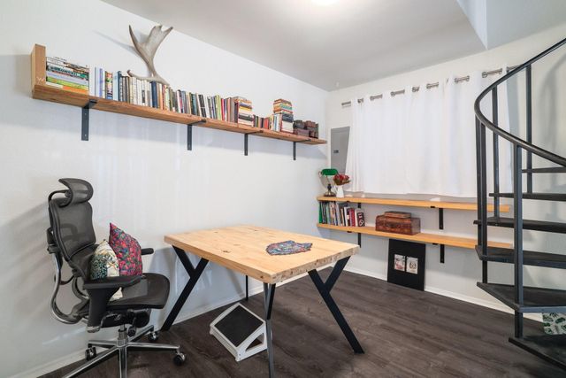 1840 Burton DR 223, Austin, TX 78741