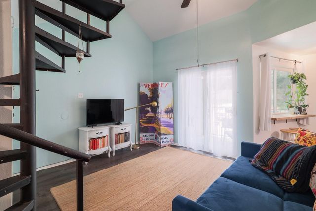 1840 Burton DR 223, Austin, TX 78741