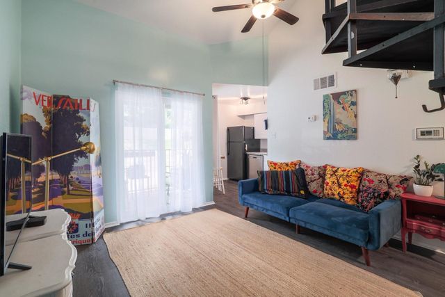 1840 Burton DR 223, Austin, TX 78741