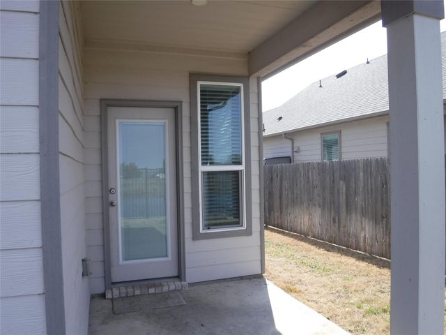 513 Thunder Valley TRL, Georgetown, TX 78626