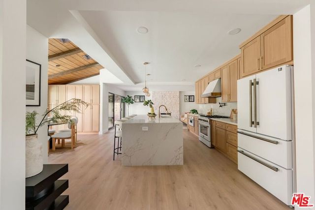 13925 Branton Place, Sherman Oaks, CA 91423