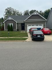 127 Bill Perkins Lane, Georgetown, KY 40324