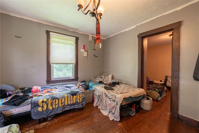 1425 Forsythe St, Marshall Shadeland, PA 15212