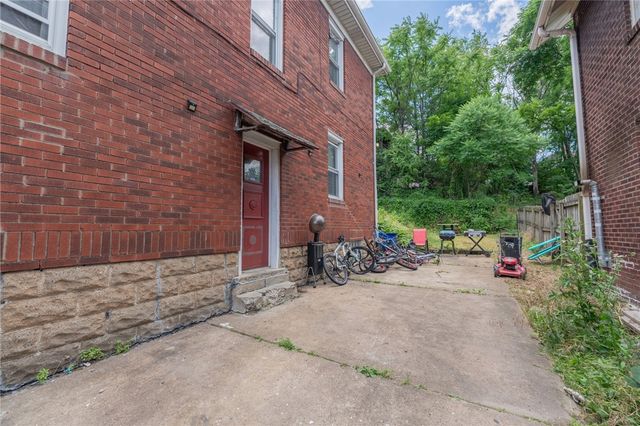 1425 Forsythe St, Marshall Shadeland, PA 15212