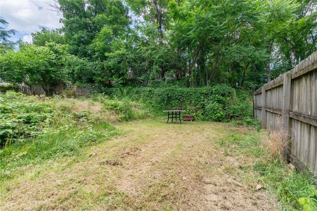1425 Forsythe St, Marshall Shadeland, PA 15212