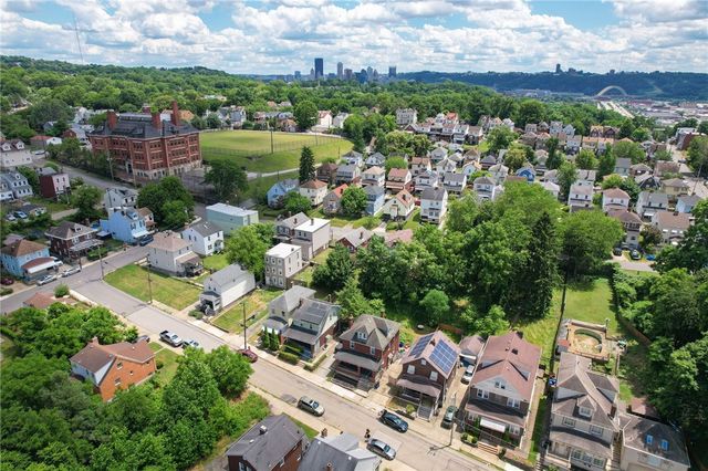 1425 Forsythe St, Marshall Shadeland, PA 15212