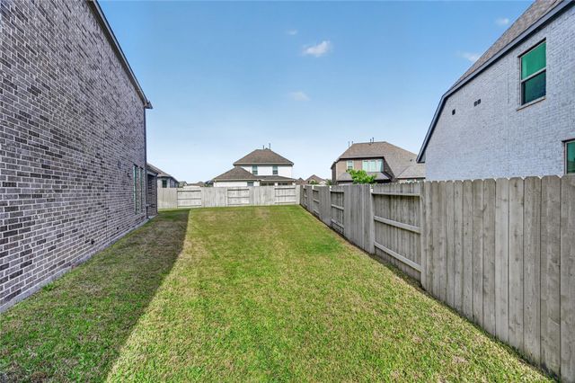4307 Bluewood Court, Manvel, TX 77578