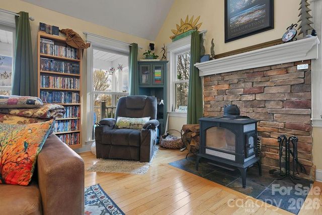 410 Forest Lake Road, Brevard, NC 28712