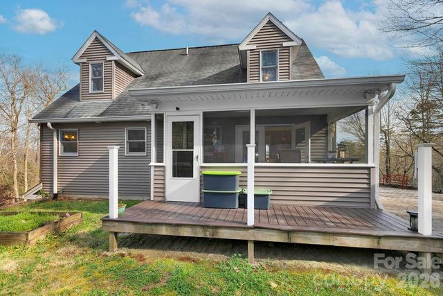 410 Forest Lake Road, Brevard, NC 28712
