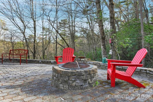 410 Forest Lake Road, Brevard, NC 28712