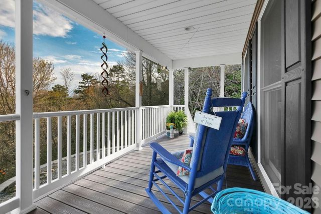 410 Forest Lake Road, Brevard, NC 28712
