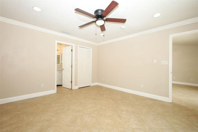 1047 ABELL CIRCLE, Oviedo, FL 32765