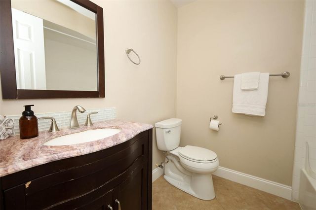 1047 ABELL CIRCLE, Oviedo, FL 32765