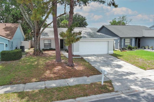 1047 ABELL CIRCLE, Oviedo, FL 32765