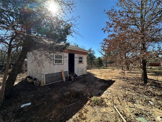 170 Scarlet Harts LN, Dale, TX 78616