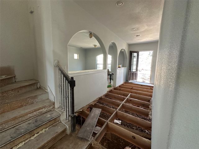 170 Scarlet Harts LN, Dale, TX 78616