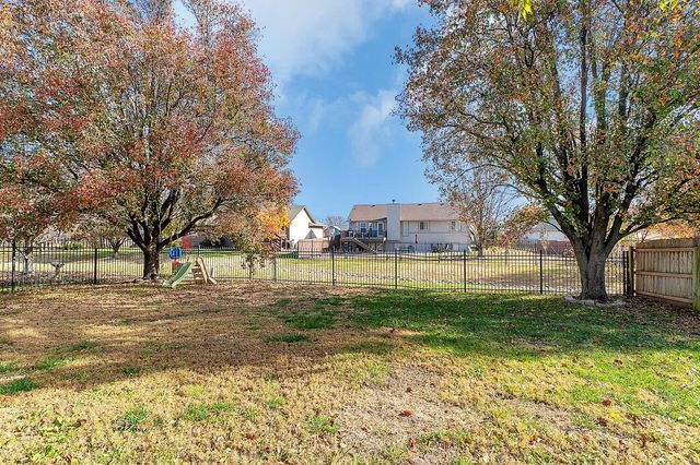 3610 Whispering Brook St, Wichita, KS 67220