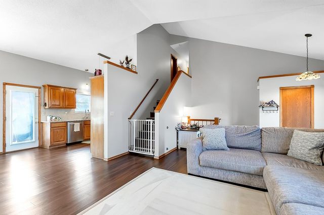 3610 Whispering Brook St, Wichita, KS 67220