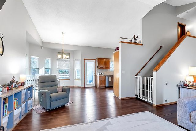 3610 Whispering Brook St, Wichita, KS 67220