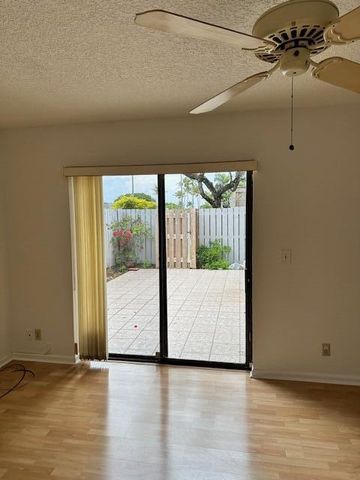 417 Arabian Road, Palm Springs, FL 33461