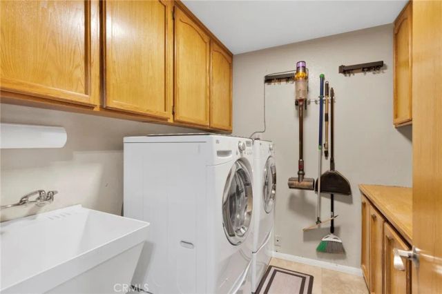 8173 Mono, Hesperia, CA 92345