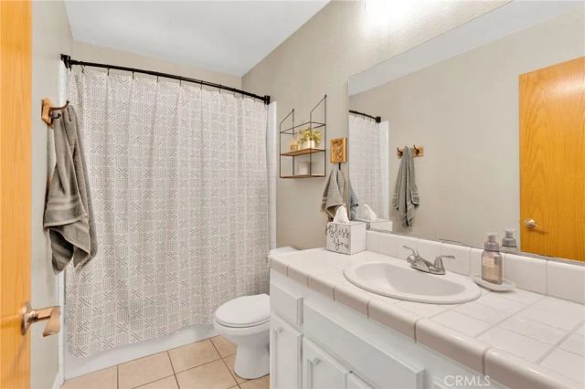 8173 Mono, Hesperia, CA 92345