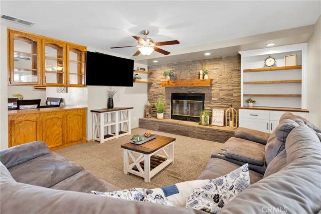 8173 Mono, Hesperia, CA 92345