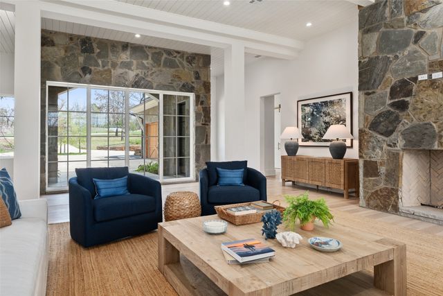 3810 Windward Way, Malakoff, TX 75148