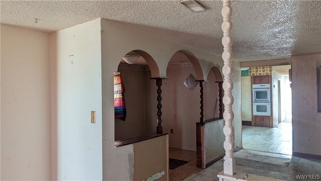 83 Thompson Street, Buffalo, NY 14207