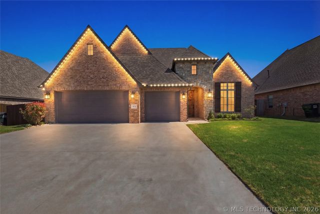7915 N 149th East Avenue, Owasso, OK 74055