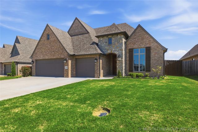 7915 N 149th East Avenue, Owasso, OK 74055