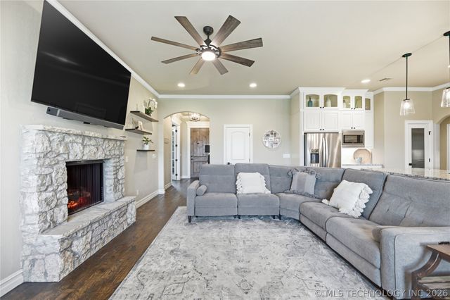 7915 N 149th East Avenue, Owasso, OK 74055