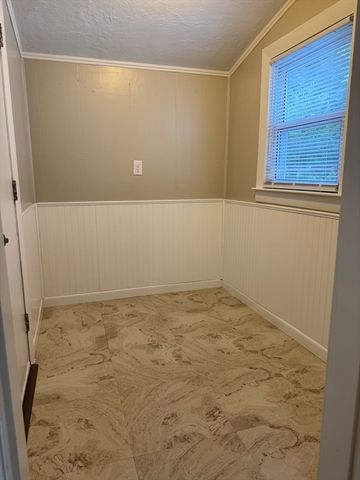 40-44 Forest St 1, Methuen, MA 01844