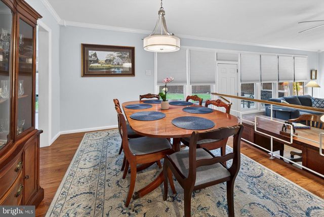 419 EDGEMOOR DR, Moorestown, NJ 08057