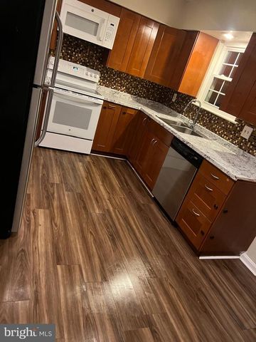 1746 COUNTRYWOOD CT, Landover, MD 20785