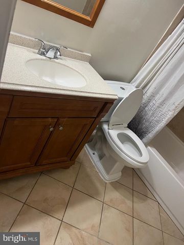 1746 COUNTRYWOOD CT, Landover, MD 20785