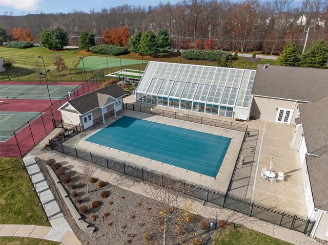 24 Juniper Circle, Middletown, NY 10940