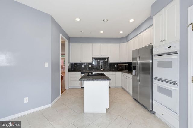 1789 DAWSON ST, Vienna, VA 22182