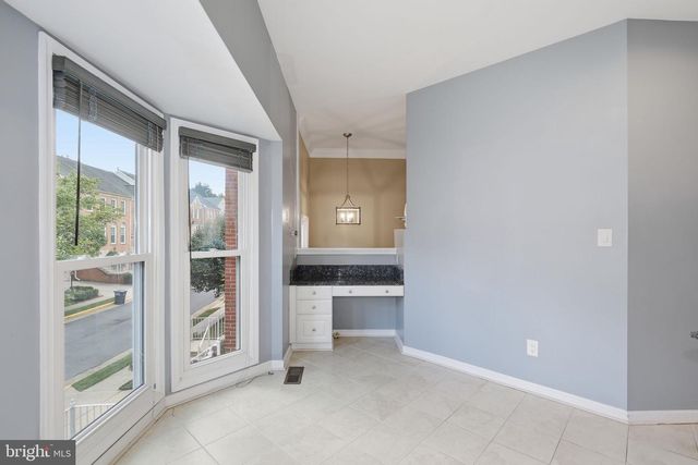 1789 DAWSON ST, Vienna, VA 22182