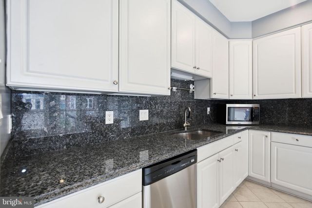 1789 DAWSON ST, Vienna, VA 22182