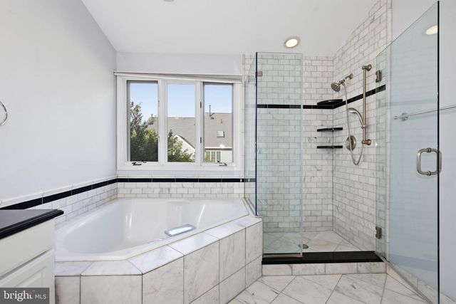 1789 DAWSON ST, Vienna, VA 22182