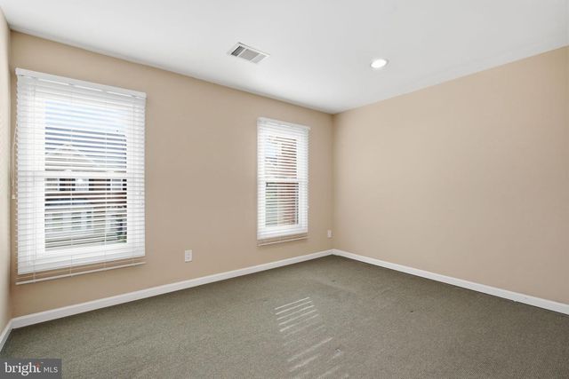 1789 DAWSON ST, Vienna, VA 22182