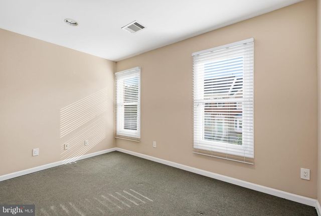 1789 DAWSON ST, Vienna, VA 22182