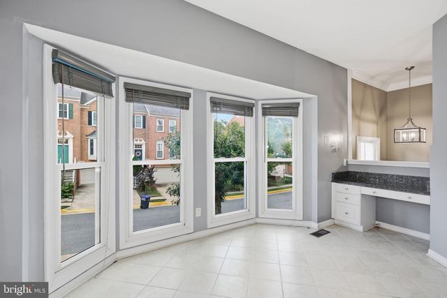 1789 DAWSON ST, Vienna, VA 22182