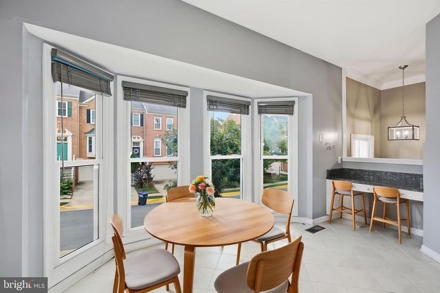 1789 DAWSON ST, Vienna, VA 22182