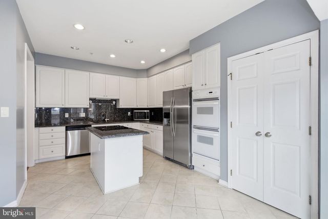 1789 DAWSON ST, Vienna, VA 22182