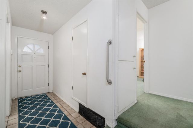 3058 Notre Dame Dr, Sacramento, CA 95826