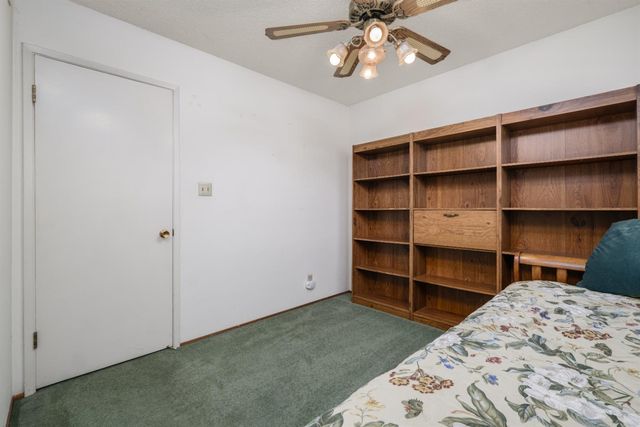 3058 Notre Dame Dr, Sacramento, CA 95826